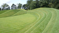 <p>Der 2009 in der Nähe von Edinburgh eröffnete private Skulpturengarten Jupiter Artland gehört europaweit zu den spannendsten Werken aktueller Garten-…</p>