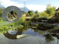 <p>Auf einer Grünanlage im Kanton Wallis werden auf 4300 m² zahlreiche Elemente der ostasiatischen Gartenarchitektur ausgestellt. Ein Lehrpfad führt die…</p>
