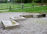 <p>Aufträge für anspruchsvoll gestaltete Steinbrunnen sind in Zeiten vielerorts leerer öffentlicher Kassen rar geworden. Aber es gibt sie noch, wie das…</p>